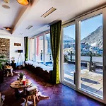Exclusiv Panorama Schiller