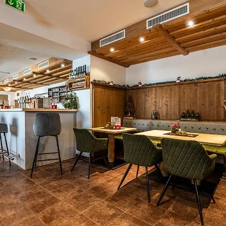 Exclusive Panorama Schiller *