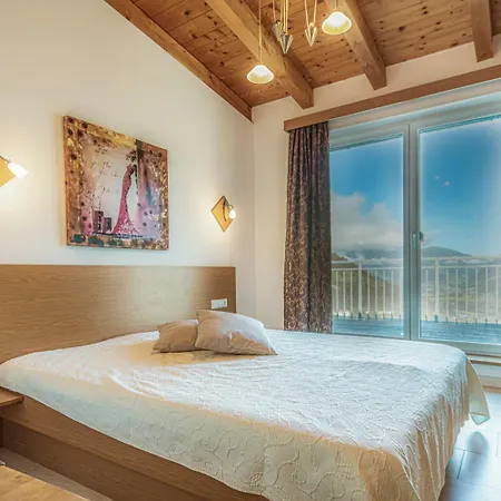 Exclusive Panorama Schiller * באד גסטיין