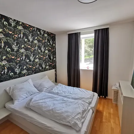 Exclusiv Panorama Schiller * باد جاستاين